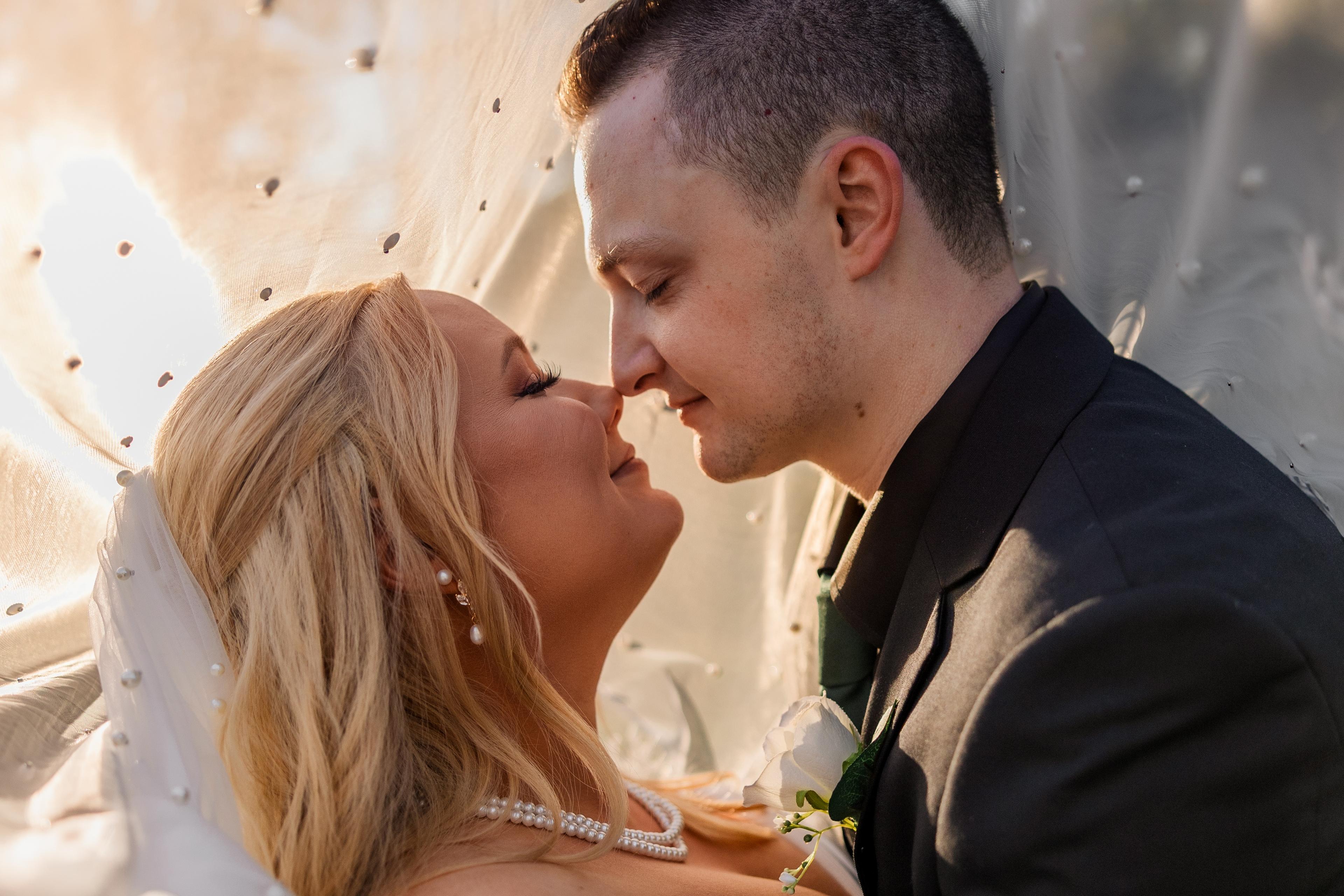 A Glimpse into Mandi & Josh’s Wedding at Soire Estate, Tampa Bay